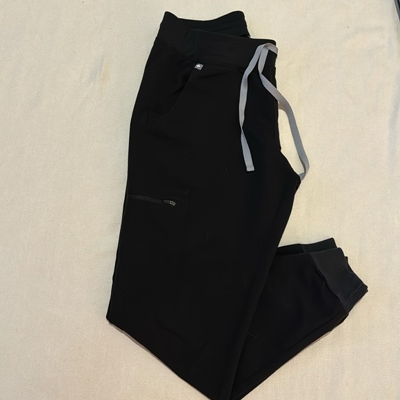 Figs Zamora joggers - Picture 2 of 3